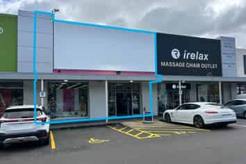 Modern 353m² Large-Format Retail/Showroom