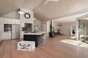 60 Audax Lane, Pyes Pa