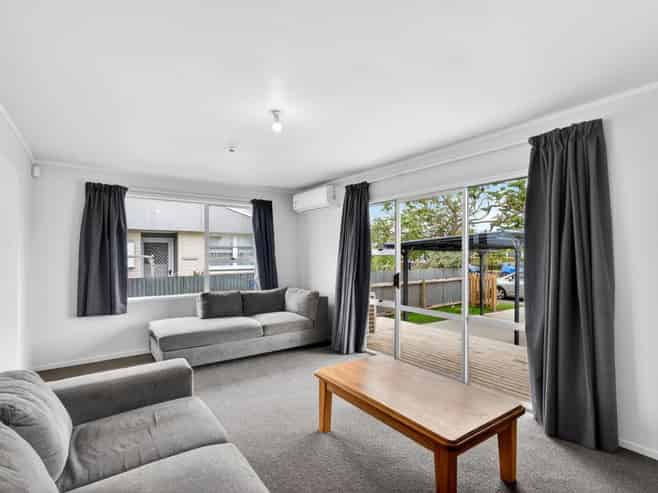 406C Avenue Road West, Hastings