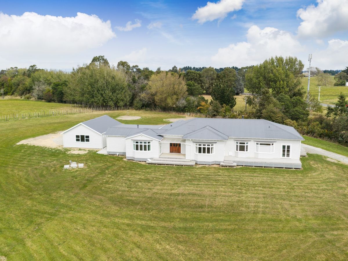 10 Monteith Street, Halcombe, Manawatu, Manawatu / Whanganui - Photo 2