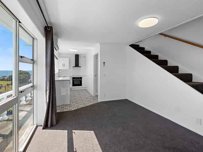 27A Port View Crescent, Moturoa