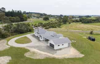 10 Monteith Street, Halcombe