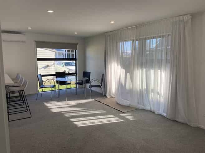 907  Oliphant Road, Raureka