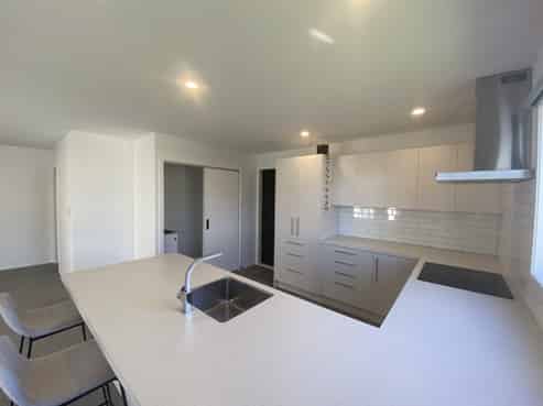 907  Oliphant Road, Raureka