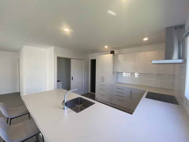 907  Oliphant Road, Raureka