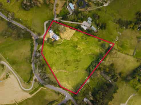 219 Spur Road, Stillwater