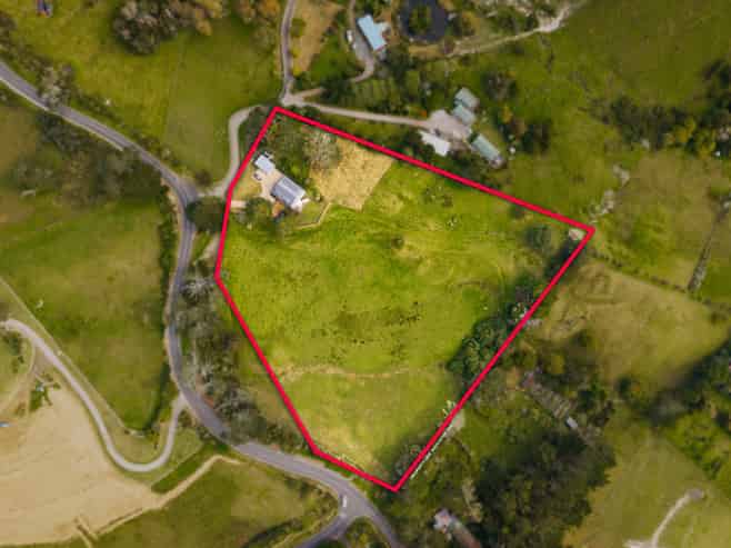 219 Spur Road, Stillwater