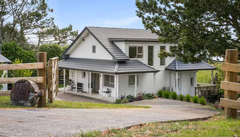 219 Spur Road, Stillwater