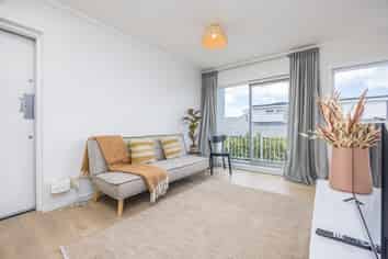 H/1 Caroline Street, Saint Marys Bay