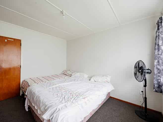 1033 Hood Street, Mayfair