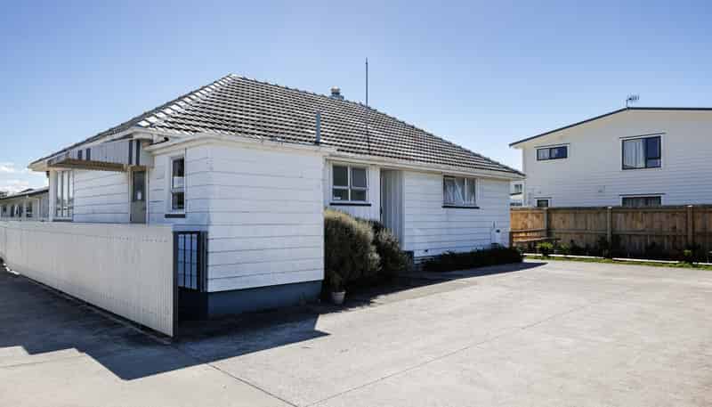 1033 Hood Street, Mayfair