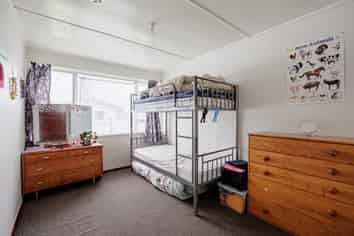 1033 Hood Street, Mayfair