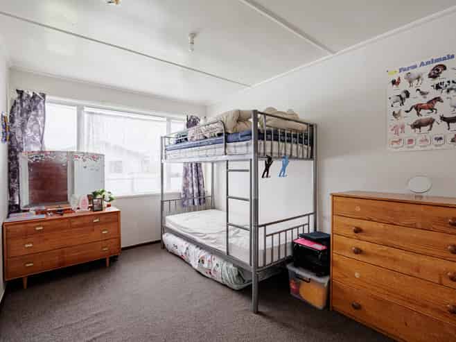 1033 Hood Street, Mayfair