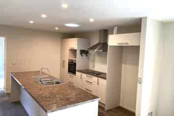 32 Kenwyn Avenue, Saint Albans