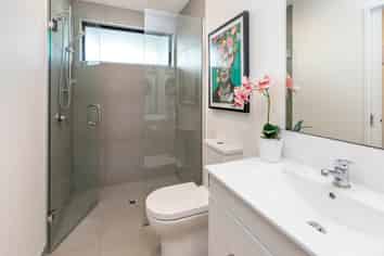 2/11 Exeter Street, Merivale