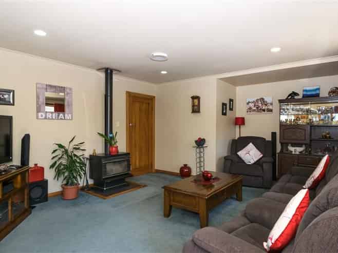 78 McLauchlan Street, Springlands