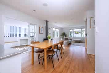 1/33 West Coast Road, Glen Eden