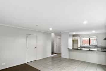 2 Akeake Lane, Manurewa