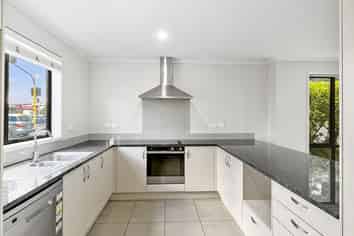 2 Akeake Lane, Manurewa