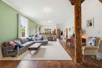 9 Ruataniwha Street, Waipawa