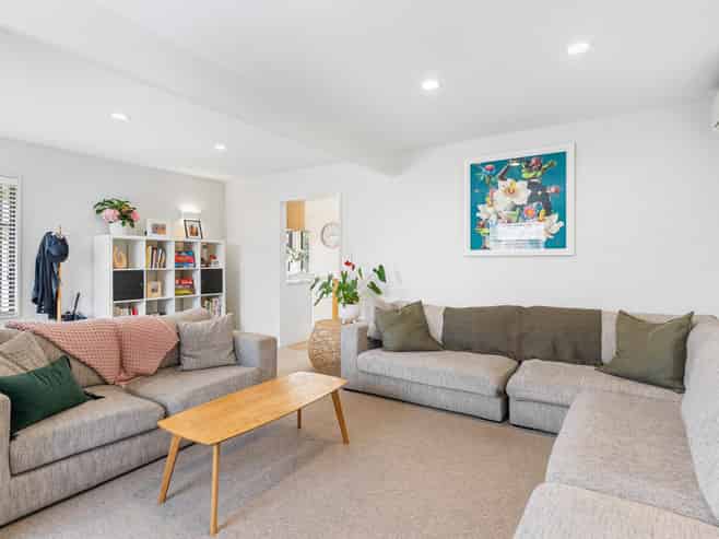 2/2 Lytton Street, Devonport