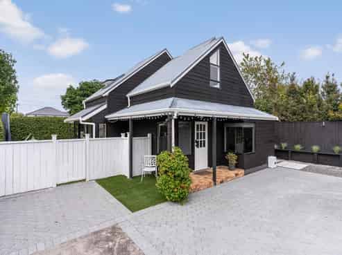 2/2 Lytton Street, Devonport