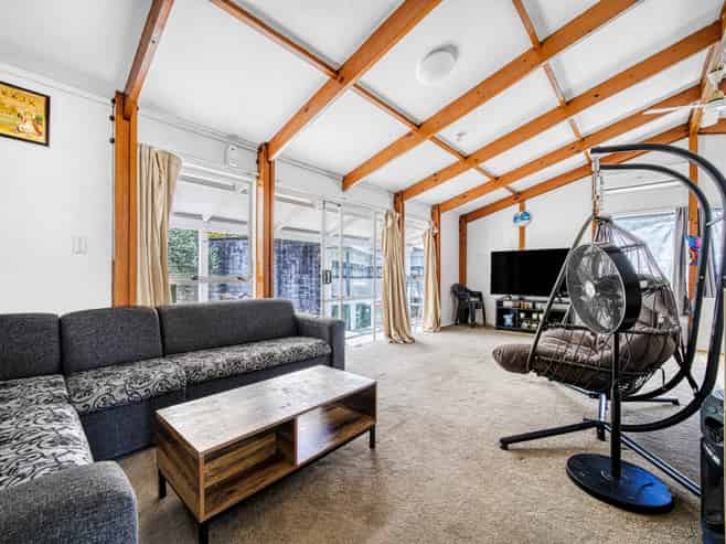 23 Chrisarda Place, Papakura