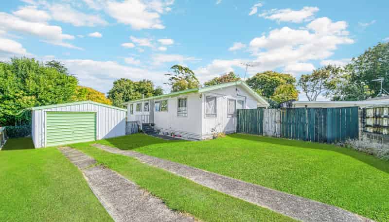 23 Chrisarda Place, Papakura
