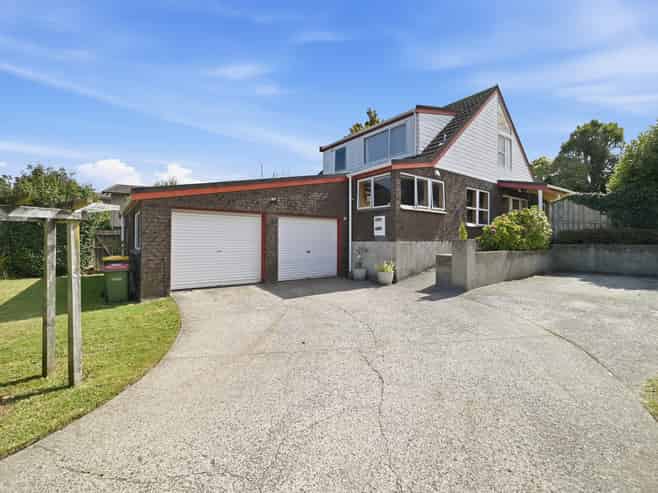 20 Hathor Street, Pomare