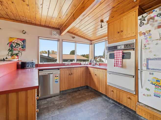 20 Hathor Street, Pomare