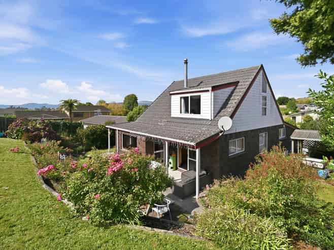 20 Hathor Street, Pomare