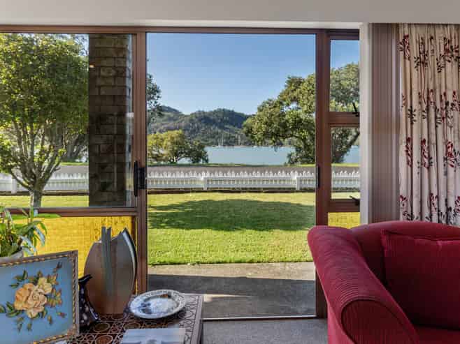 27 Robinson Road, Whitianga