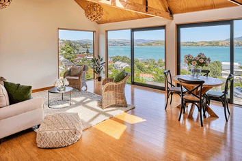 13 Airlie Road, Plimmerton