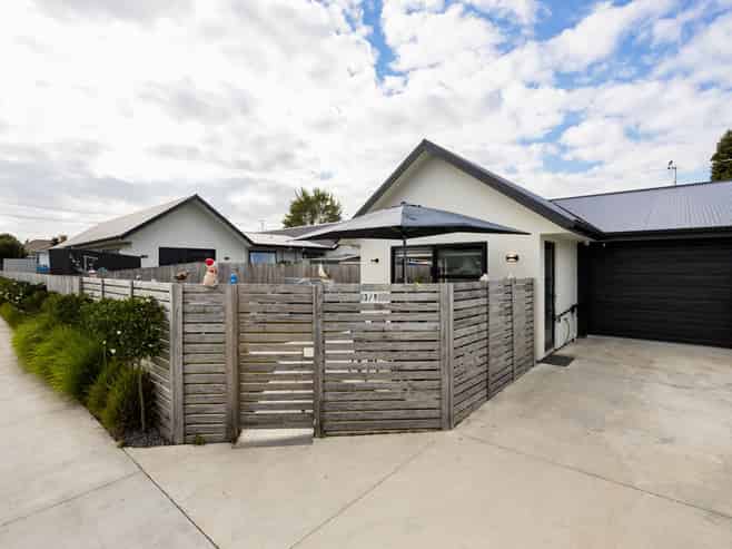 3/9 Steele Road, Forest Lake
