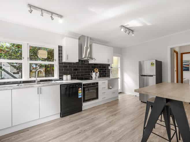 1/663 Te Atatu Road, Te Atatu Peninsula