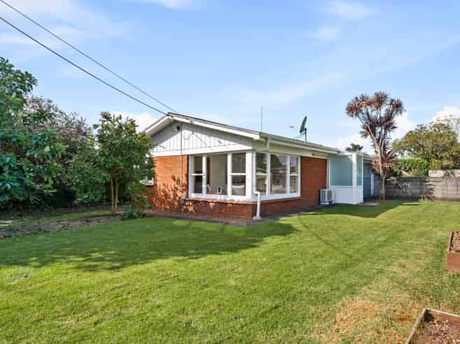 1/663 Te Atatu Road, Te Atatu Peninsula