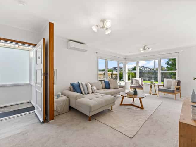 1/663 Te Atatu Road, Te Atatu Peninsula