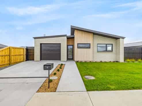 11-17 Greig Crescent - Lifestyle Villas, Amberley