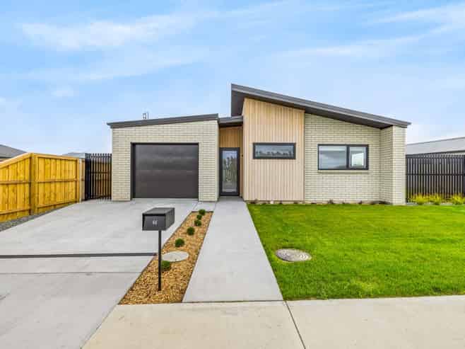 11-17 Greig Crescent - Lifestyle Villas, Amberley