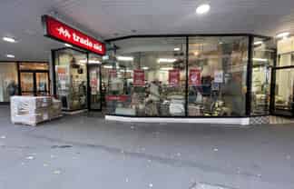 Attractive retail opportunity