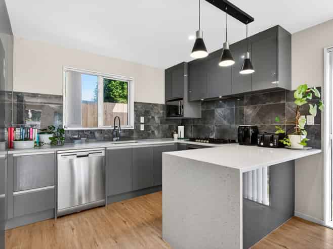 12B Fernaig Street, Papakura