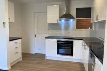 92 Peverel Street (front unit), Riccarton