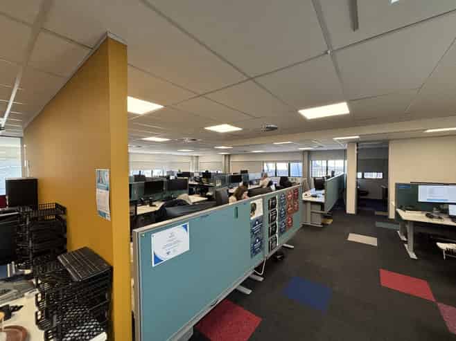 Premium Johnsonville Office – Scale & Parking