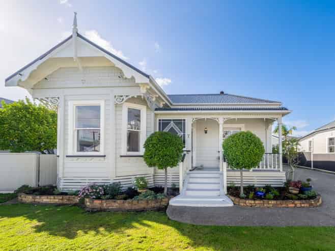 7 Sunnyvale Road, Greenlane