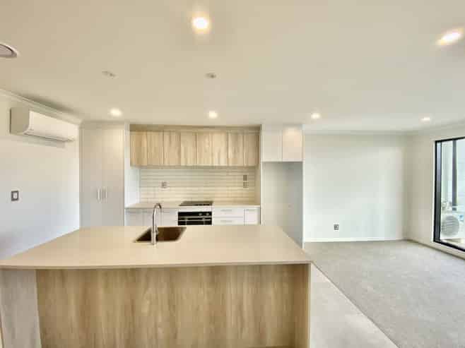 3/1 Aperira Lane, Wiri