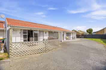 6/461 Main South Road, Hornby