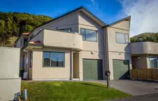 14A Claverton Grove, Churton Park