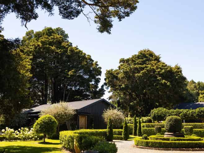 50 Parish Line Road, Clevedon