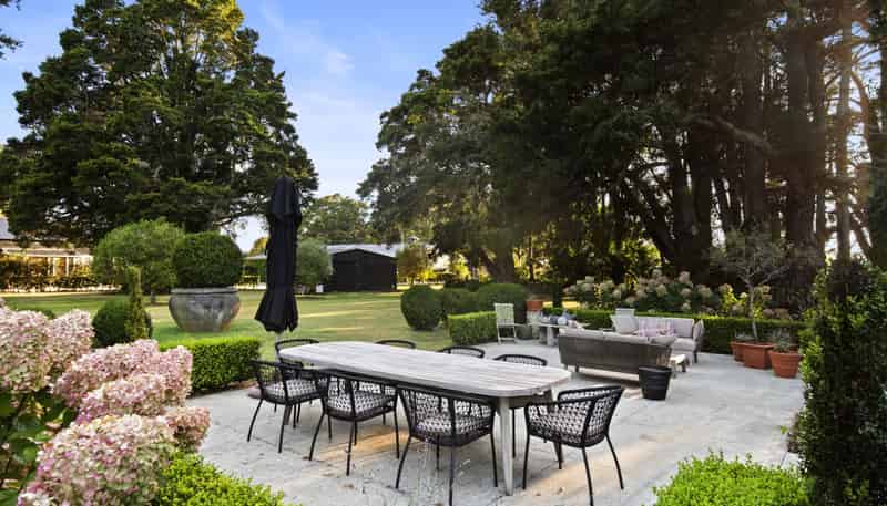 50 Parish Line Road, Clevedon