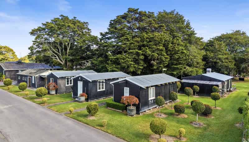 50 Parish Line Road, Clevedon